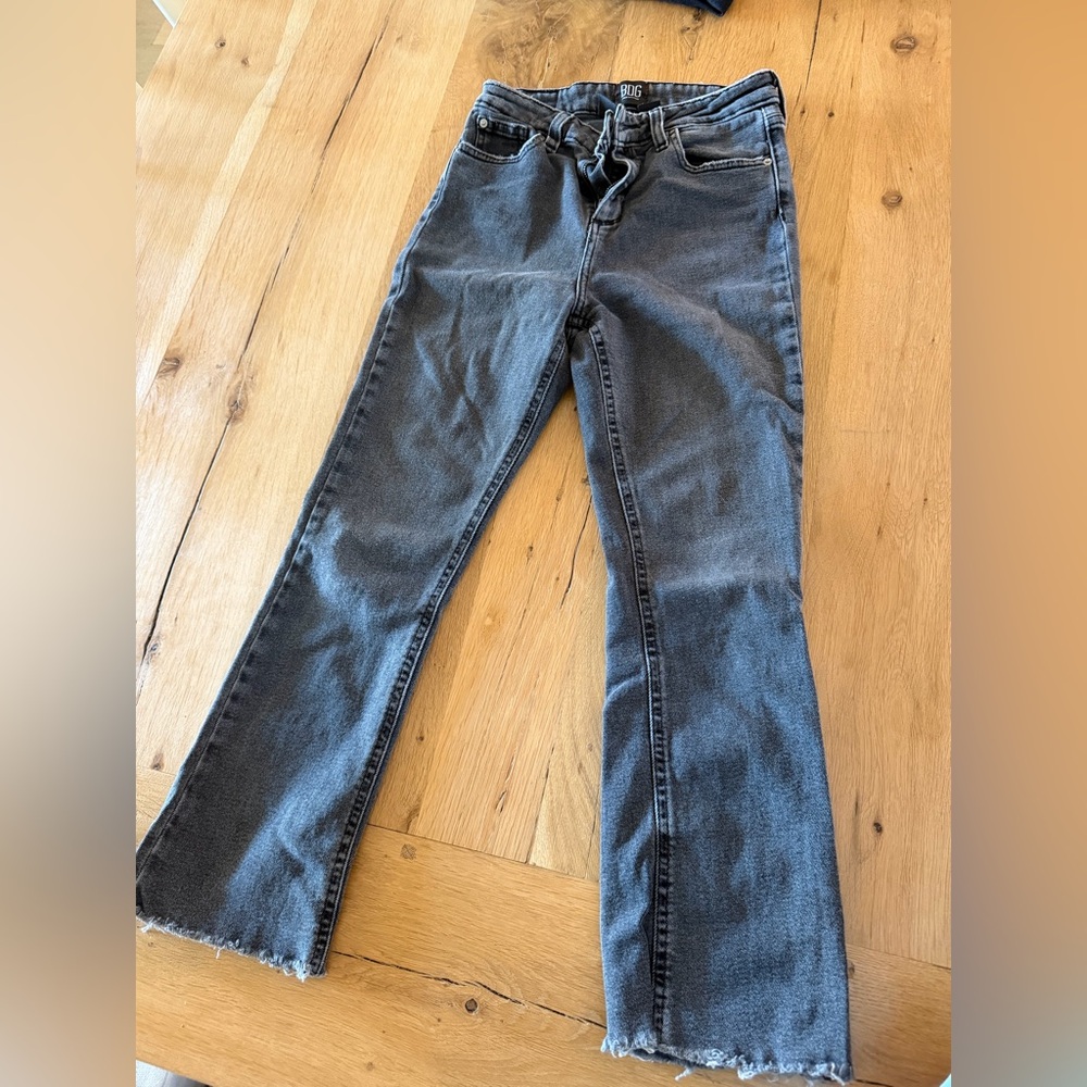 BDG Cropped High-Rise Straight Jeans in Faded Black